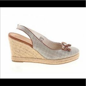 G.H Bass Metallic Gray Closed Toe Jute Wed…